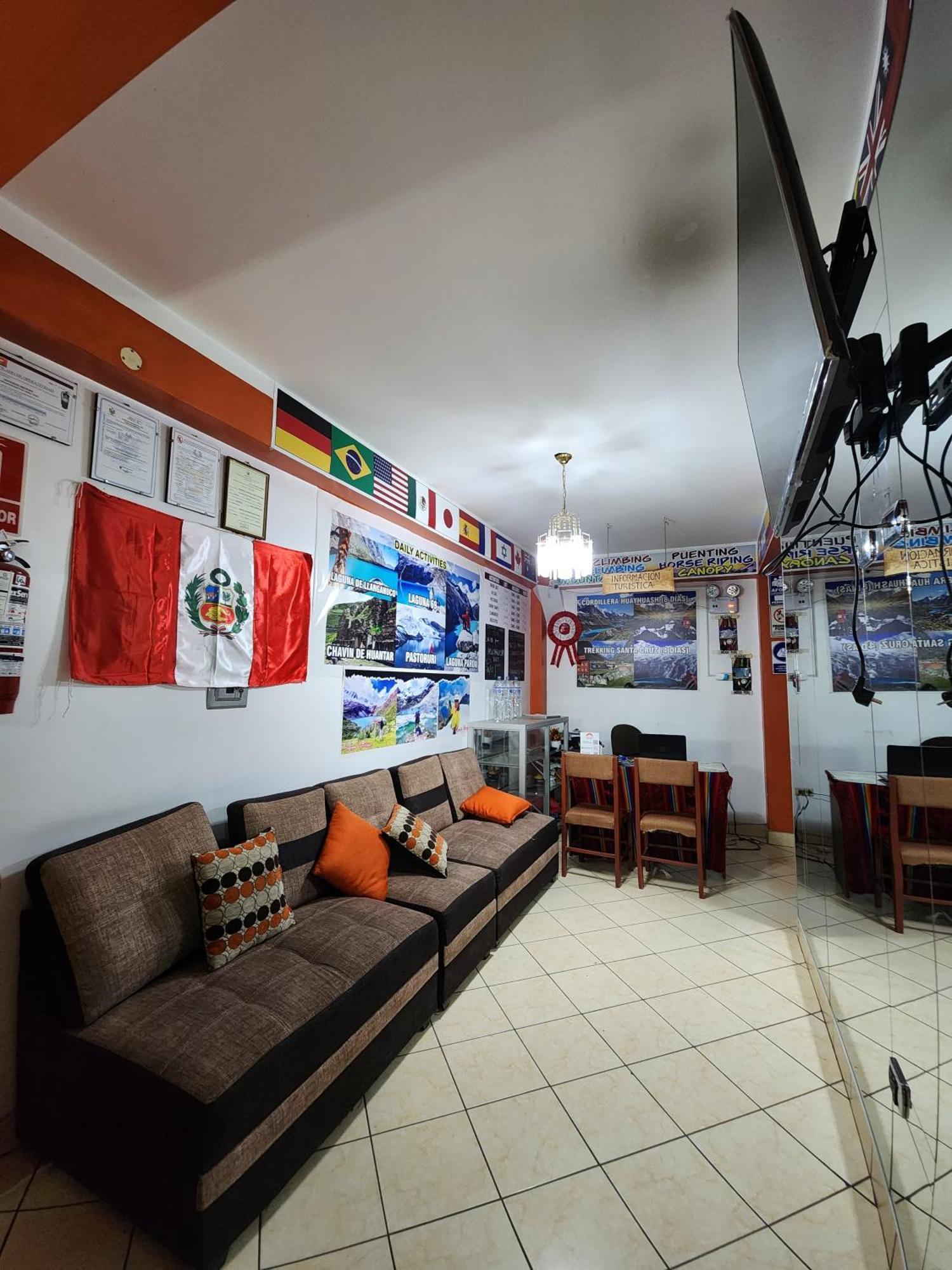 Lhotse Hostel B&B Huaraz  Eksteriør billede